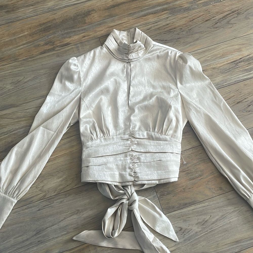 Gold blouse never worn